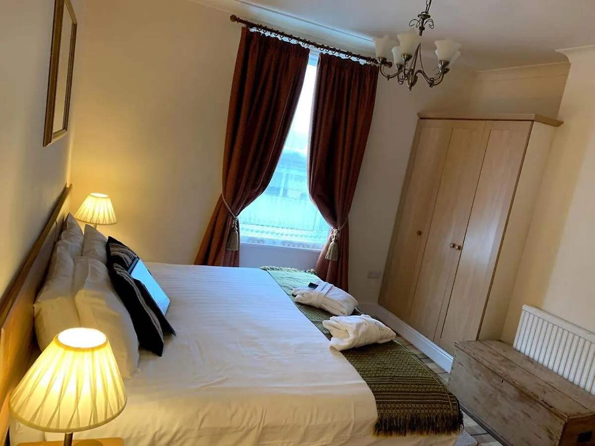 Mansion House Hotel Scarborough 5*,